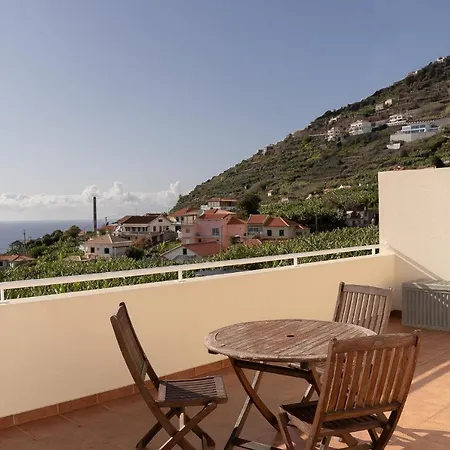 Arco Da Calheta Villa *