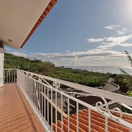 Arco Da Calheta Villa Арку-да-Кальета