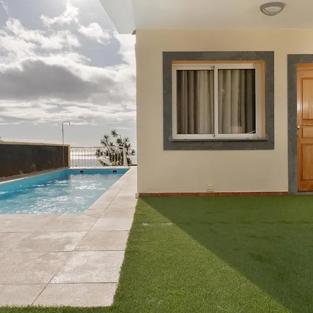 Arco Da Calheta Villa *