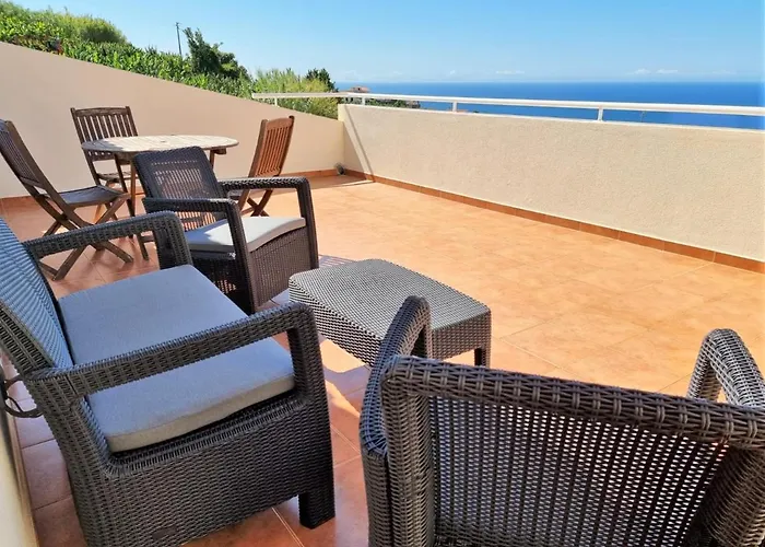 Villa Arco Da Calheta Villa Arco da Calheta (Madeira)